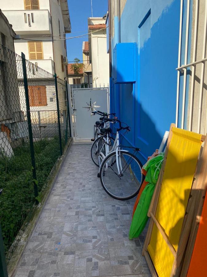 Pousada Copacabana Praia - Affittacamere - Casa Vacanza A Porto SantʼElpidio Eksteriør billede