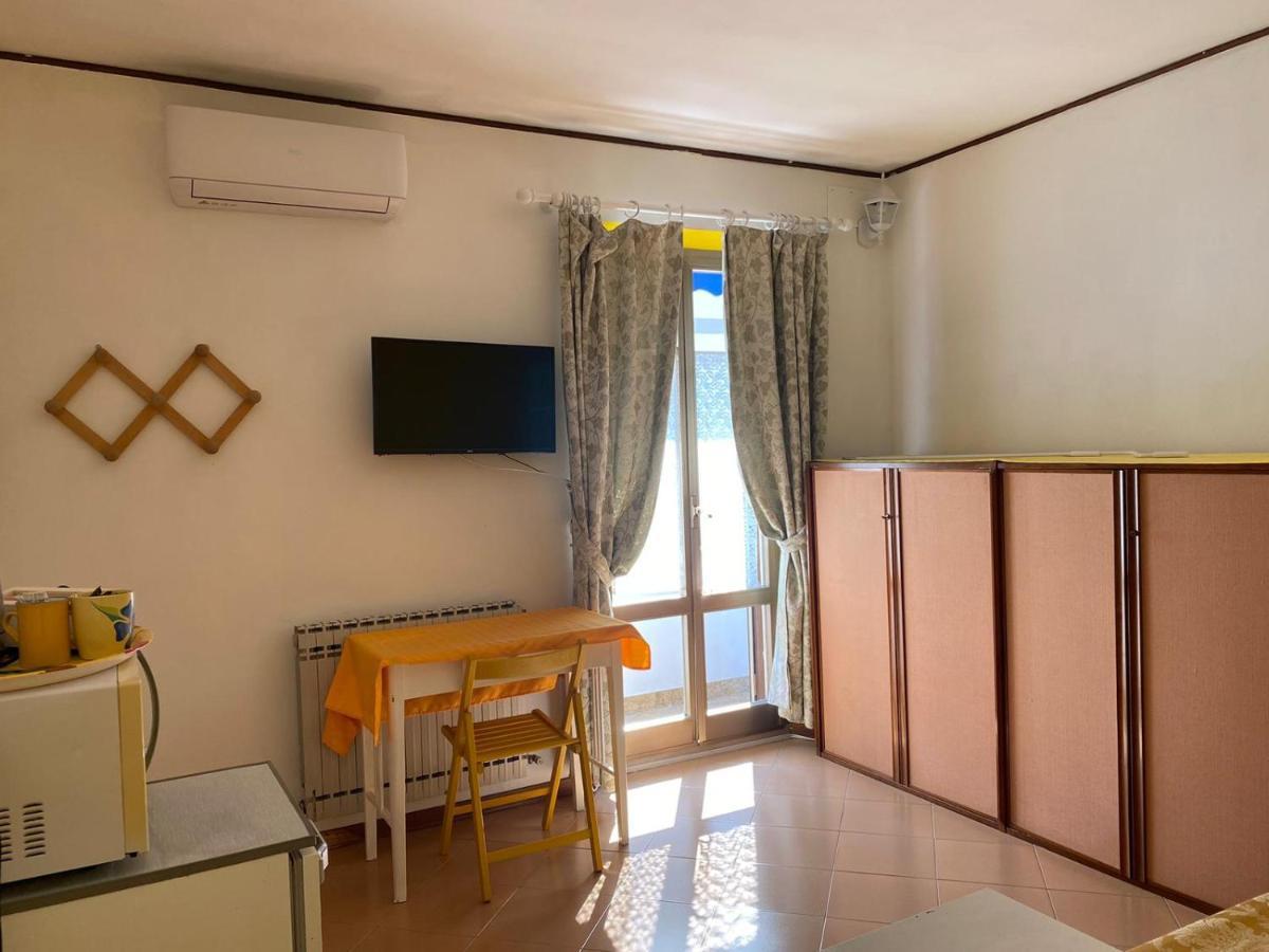 Pousada Copacabana Praia - Affittacamere - Casa Vacanza A Porto SantʼElpidio Eksteriør billede